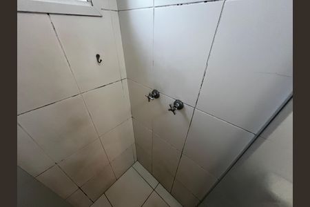 Apartamento à venda com 60m², 2 quartos e 1 vaga Apartamento à venda com 60m², 2 quartos e 1 vagaBanheiro da Suíte