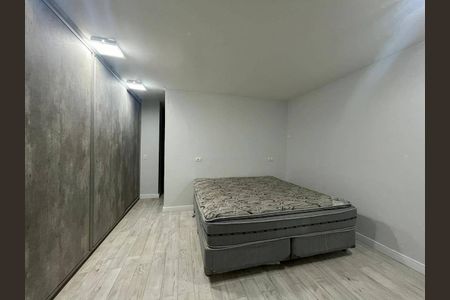 Casa à venda com 2 quartos, 136m² em Jardim das Acacias, São Paulo