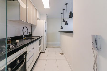 Apartamento para alugar com 98m², 3 quartos e 1 vaga Apartamento para alugar com 98m², 3 quartos e 1 vagaCozinha e Área de Serviço