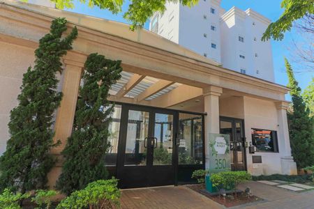 Apartamento para alugar com 98m², 3 quartos e 1 vaga Apartamento para alugar com 98m², 3 quartos e 1 vagaFachada