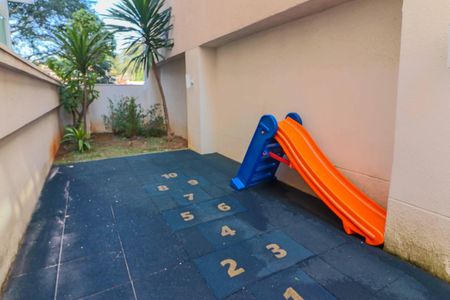 Apartamento para alugar com 98m², 3 quartos e 1 vaga Apartamento para alugar com 98m², 3 quartos e 1 vagaÁrea comum - Playground