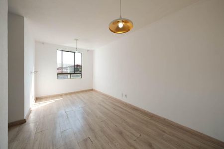 Sala de apartamento para alugar com 2 quartos, 58m² em Vila Silvia, São Paulo
