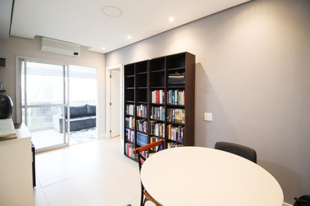 Sala de apartamento à venda com 1 quarto, 54m² em Vila Nova Conceição, São Paulo