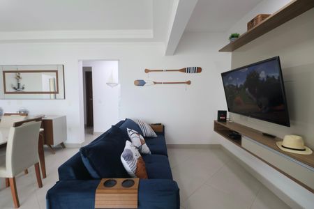 Sala de apartamento para alugar com 3 quartos, 120m² em Balneário Guarujá, Guarujá