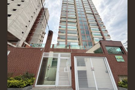 Apartamento para alugar com 120m², 3 quartos e 2 vagasFachada