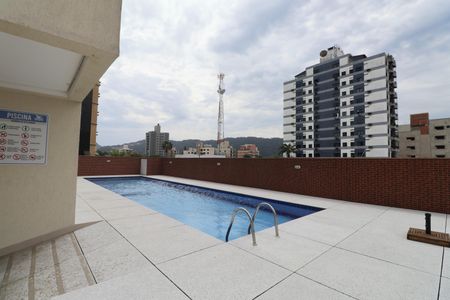 Apartamento para alugar com 120m², 3 quartos e 2 vagasÁrea comum - Piscina