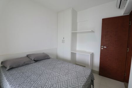 Apartamento para alugar com 120m², 3 quartos e 2 vagasQuarto 2