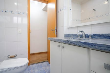 Apartamento à venda com 127m², 3 quartos e 2 vagasBanheiro social