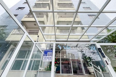 Apartamento à venda com 127m², 3 quartos e 2 vagasPlaquinha