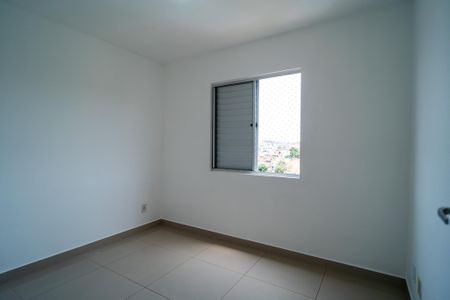 Quarto 2 de apartamento para alugar com 2 quartos, 47m² em Jardim Tatiana, Votorantim