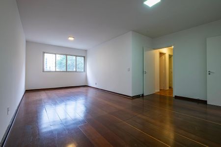 Sala de apartamento para alugar com 2 quartos, 60m² em Cerqueira César, São Paulo