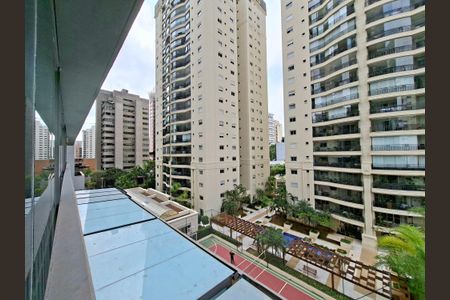 Vista de kitnet/studio à venda com 1 quarto, 27m² em Moema, São Paulo