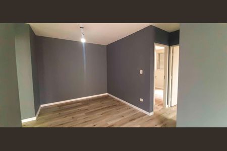Sala de apartamento à venda com 2 quartos, 54m² em Bussocaba, Osasco