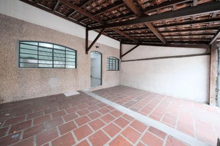 Casa à venda com 82m², 2 quartos e 2 vagasGaragem