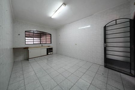 Casa à venda com 82m², 2 quartos e 2 vagasCozinha