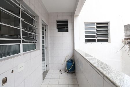 Casa à venda com 230m², 2 quartos e 1 vagaÁrea de Serviço