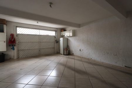 Casa à venda com 230m², 2 quartos e 1 vagaGaragem
