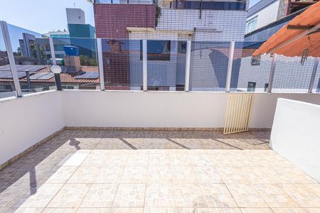 Apartamento à venda com 120m², 3 quartos e 1 vaga Apartamento à venda com 120m², 3 quartos e 1 vagaCobertura