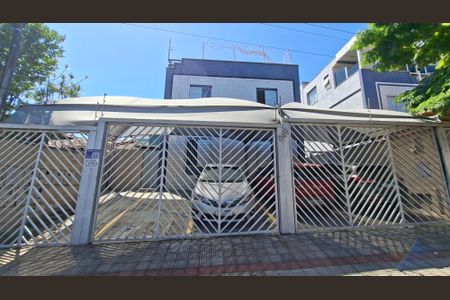 Apartamento à venda com 120m², 3 quartos e 1 vaga Apartamento à venda com 120m², 3 quartos e 1 vagaFachada