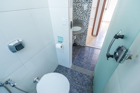 Apartamento à venda com 120m², 3 quartos e 1 vaga Apartamento à venda com 120m², 3 quartos e 1 vagaBanheiro Social