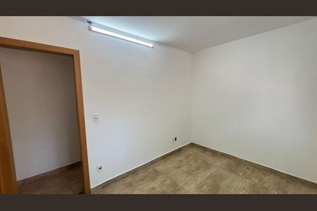 Casa à venda com 229m², 3 quartos e 6 vagas Casa à venda com 229m², 3 quartos e 6 vagasSuite 2
