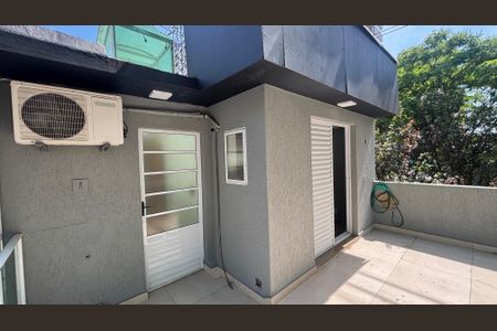 Casa à venda com 229m², 3 quartos e 6 vagas Casa à venda com 229m², 3 quartos e 6 vagasSuíte 3 Varanda