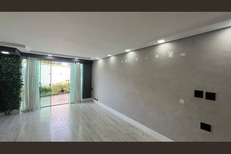 Sala de casa para alugar com 3 quartos, 229m² em Vila Alpina, Santo André