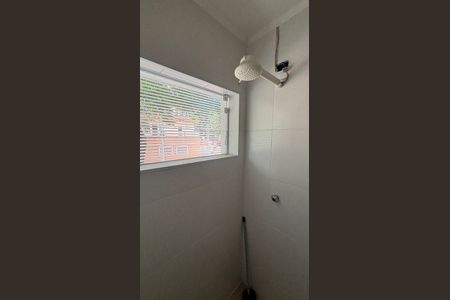 Casa à venda com 229m², 3 quartos e 6 vagas Casa à venda com 229m², 3 quartos e 6 vagasBanheiro da Suíte 2