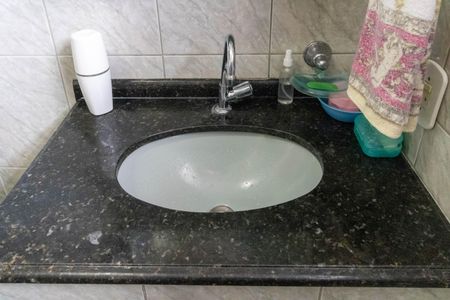 Casa para alugar com 65m², 2 quartos e 1 vaga Casa para alugar com 65m², 2 quartos e 1 vagaBanheiro