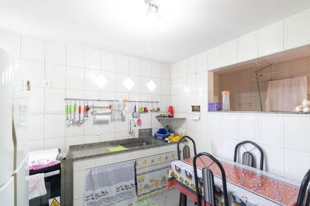 Casa para alugar com 65m², 2 quartos e 1 vaga Casa para alugar com 65m², 2 quartos e 1 vagaCozinha