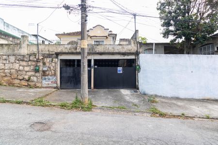 Casa para alugar com 65m², 2 quartos e 1 vaga Casa para alugar com 65m², 2 quartos e 1 vagaFachada da casa