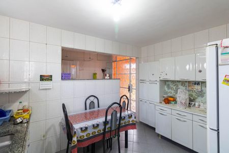 Casa para alugar com 65m², 2 quartos e 1 vaga Casa para alugar com 65m², 2 quartos e 1 vagaCozinha
