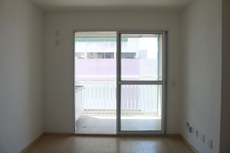 Apartamento para alugar com 62m², 2 quartos e 2 vagasSala