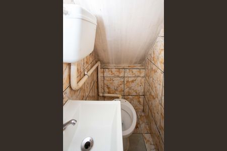 Casa para alugar com 42m², 2 quartos e sem vagaBanheiro da Suíte