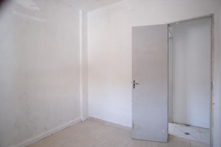 Quarto 2 de casa para alugar com 2 quartos, 100m² em Vila Carrão, São Paulo