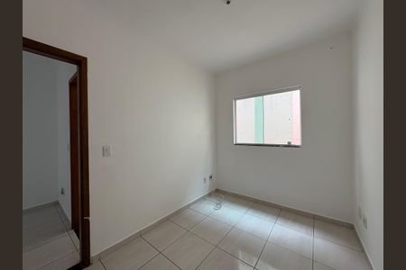 Quarto 1 de casa à venda com 2 quartos, 80m² em Parque Gerassi, Santo André