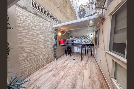 Apartamento à venda com 93m², 2 quartos e 1 vaga Apartamento à venda com 93m², 2 quartos e 1 vagaVaranda gourmet