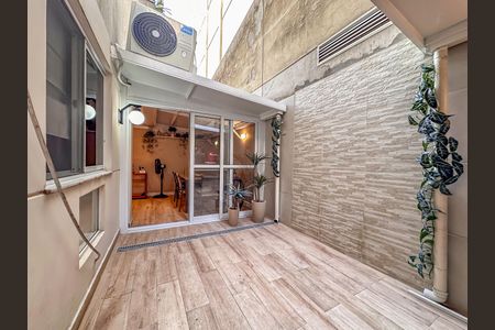 Apartamento à venda com 93m², 2 quartos e 1 vaga Apartamento à venda com 93m², 2 quartos e 1 vagaVaranda gourmet