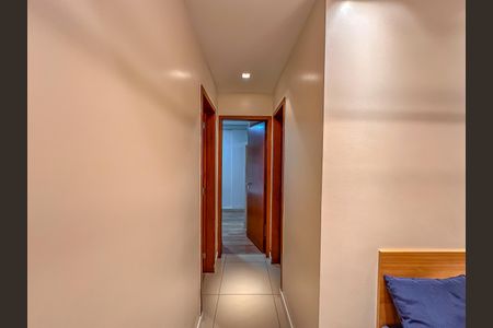 Apartamento à venda com 93m², 2 quartos e 1 vaga Apartamento à venda com 93m², 2 quartos e 1 vagaCorredor