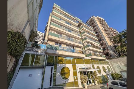 Apartamento à venda com 93m², 2 quartos e 1 vaga Apartamento à venda com 93m², 2 quartos e 1 vagaFachada
