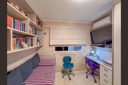 Apartamento à venda com 93m², 2 quartos e 1 vaga Apartamento à venda com 93m², 2 quartos e 1 vagaQuarto