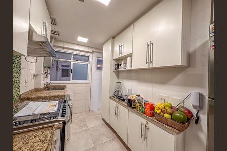 Apartamento à venda com 93m², 2 quartos e 1 vaga Apartamento à venda com 93m², 2 quartos e 1 vagaCozinha