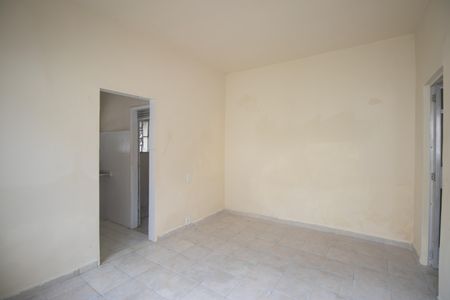 Sala de casa para alugar com 1 quarto, 40m² em Laranjal, São Gonçalo