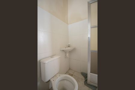 Banheiro Social de casa para alugar com 1 quarto, 40m² em Laranjal, São Gonçalo