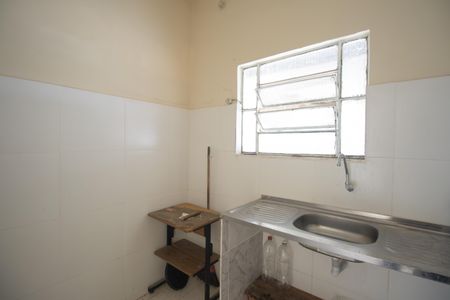 Cozinha de casa para alugar com 1 quarto, 40m² em Laranjal, São Gonçalo
