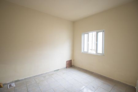 Quarto de casa para alugar com 1 quarto, 40m² em Laranjal, São Gonçalo