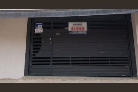 Casa para alugar com 112m², 2 quartos e 2 vagas Casa para alugar com 112m², 2 quartos e 2 vagasFachada