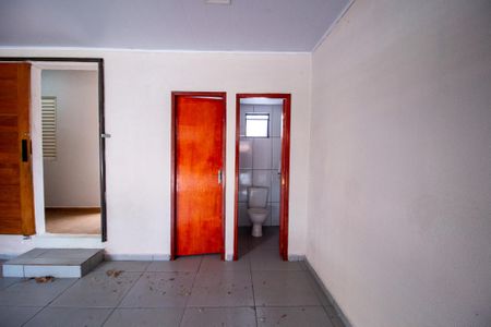 Casa para alugar com 112m², 2 quartos e 2 vagas Casa para alugar com 112m², 2 quartos e 2 vagasGaragem