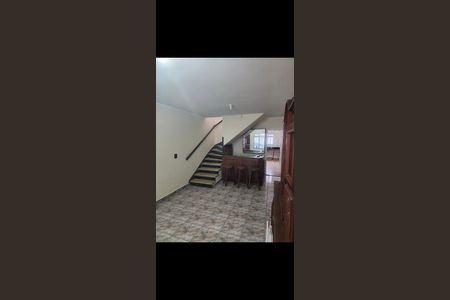 Sala de casa para alugar com 3 quartos, 156m² em Parque Maria Luiza, São Paulo