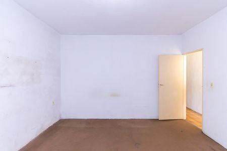 Casa à venda com 200m², 6 quartos e 1 vaga Casa à venda com 200m², 6 quartos e 1 vagaCasa 2 - Quarto 4